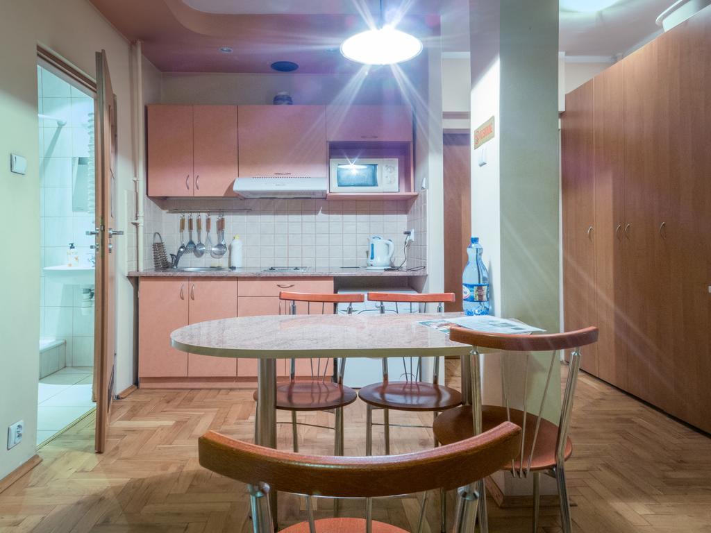 Ekstaza Appartement Krakau Buitenkant foto